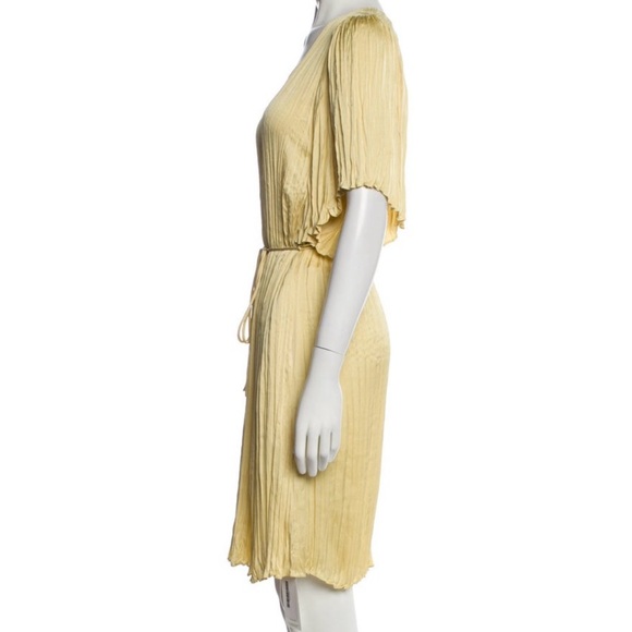Vince  V-Neck Knee-Length Dress. XS First like a Small - Picture 3 of 5